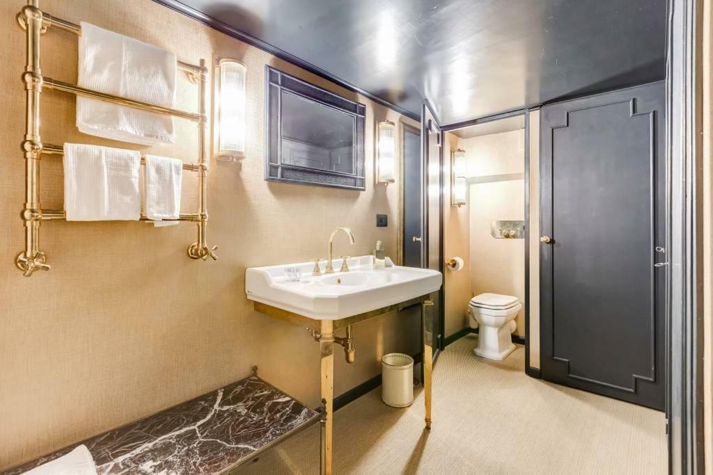 Luxurious Loft Facing The Pantheon Vila Roma Exterior foto